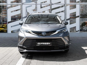 Минивэн Toyota Sienna 2021 года, 3999000 рублей, Ставрополь