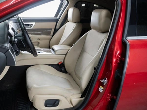 Седан Jaguar XF 2014 года, 1719000 рублей, Тюмень