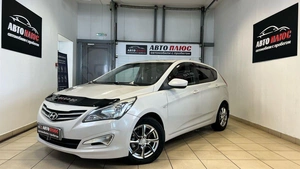 Хетчбэк Hyundai Solaris 2015 года, 948000 рублей, Красноярск