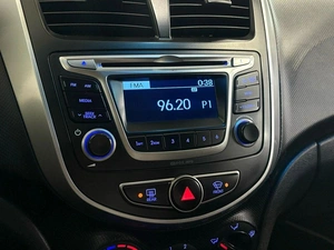 Седан Hyundai Solaris 2015 года, 785000 рублей, Красноярск