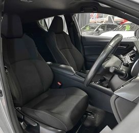 Внедорожник Toyota C-HR 2018 года, 1857000 рублей, Красноярск