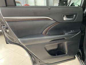 Внедорожник Toyota Highlander 2015 года, 2987000 рублей, Солонцы
