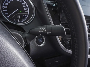 Седан Toyota Camry 2021 года, 3439000 рублей, Ростов-на-Дону