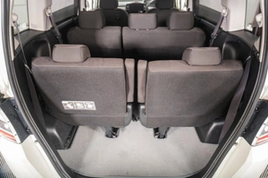 Минивэн Honda Freed 2012 года, 1099000 рублей, Томск