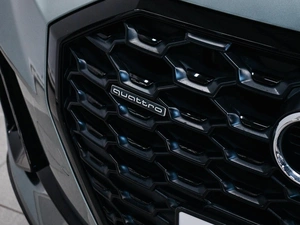 Внедорожник Audi Q3 2021 года, 4145000 рублей, Красноярск