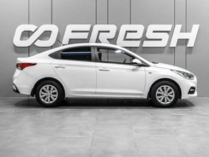 Седан Hyundai Solaris 2017 года, 1349000 рублей, Тюмень