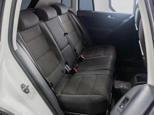 Внедорожник Volkswagen Tiguan 2012 года, 1169000 рублей, Тюмень