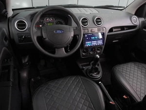 Хетчбэк Ford Fusion 2008 года, 374000 рублей, Воронеж