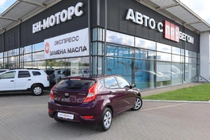 Хэтчбек Hyundai Solaris 2012 года, 850000 рублей, Мирное