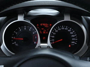 Внедорожник Nissan Juke 2014 года, 1050000 рублей, Волгоград