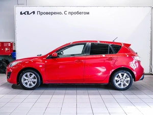 Хетчбэк Mazda 3 2011 года, 845000 рублей, Красноярск