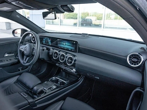Хетчбэк Mercedes-benz A-класс 2018 года, 2599000 рублей, Нижний Новгород