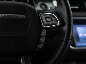 Внедорожник Land Rover Range Rover Evoque 2017 года, 2649999 рублей, Москва