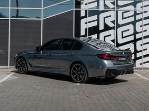 Седан BMW 5 серия 2020 года, 4240000 рублей, Краснодар
