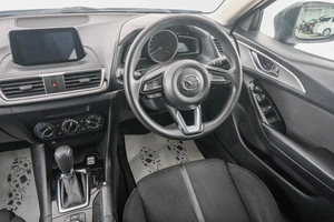 Седан Mazda Axela 2017 года, 1329000 рублей, Красноярск