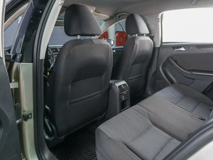 Седан Volkswagen Jetta 2013 года, 879000 рублей, Сургут