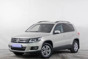 Внедорожник Volkswagen Tiguan 2011 года, 1189000 рублей, Кемерово