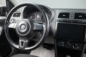 Седан Volkswagen Polo 2012 года, 599000 рублей, Оренбург