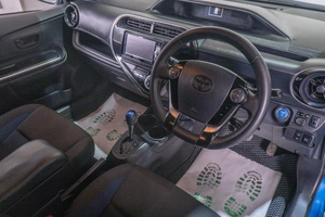 Хетчбэк Toyota Aqua 2018 года, 1169000 рублей, Томск