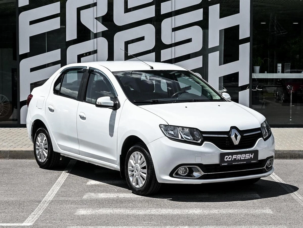 Седан Renault Logan 2015 года, 889000 рублей, Волгоград
