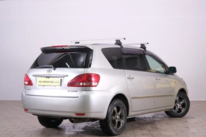 Минивэн Toyota Ipsum 2001 года, 849000 рублей, Омск