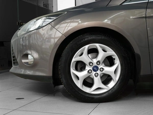 Хетчбэк Ford Focus 2013 года, 829000 рублей, Тверь