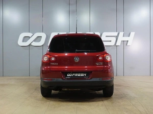 Внедорожник Volkswagen Tiguan 2010 года, 1189000 рублей, Воронеж