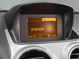 Хетчбэк Opel Corsa 2013 года, 690000 рублей, Омск