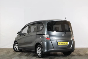 Минивэн Honda Freed 2012 года, 1099000 рублей, Тюмень