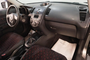 Хетчбэк Kia Soul 2010 года, 739000 рублей, Челябинск