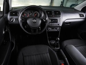 Седан Volkswagen Polo 2016 года, 999000 рублей, Воронеж
