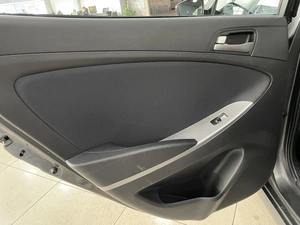 Седан Hyundai Solaris 2015 года, 1087000 рублей, Солонцы