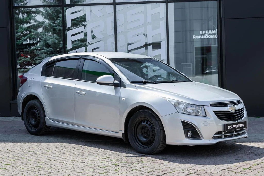 Хетчбэк Chevrolet Cruze 2013 года, 739000 рублей, Ульяновск