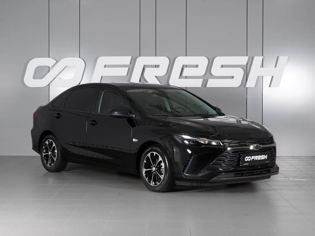 Седан Chevrolet Monza 2023 года, 1799000 рублей, Красный Пахарь