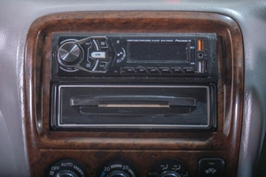 Внедорожник Honda CR-V 1998 года, 539000 рублей, Томск