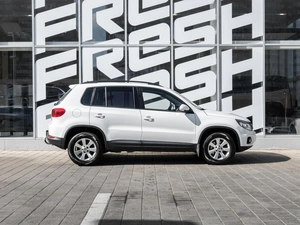 Внедорожник Volkswagen Tiguan 2012 года, 1435000 рублей, Ставрополь