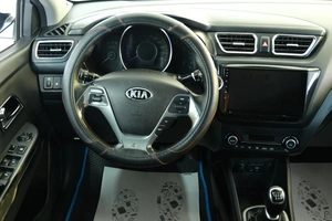 Седан Kia Rio 2016 года, 899000 рублей, Омск