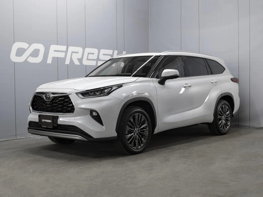 Внедорожник Toyota Highlander 2025 года, 5850000 рублей, Омск