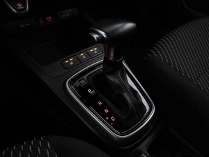 Хетчбэк Kia Rio X-Line 2018 года, 1429050 рублей, Москва