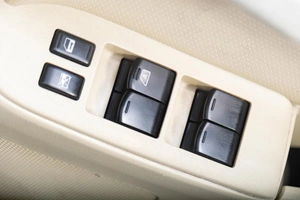 Седан Nissan Skyline 2001 года, 559000 рублей, Томск