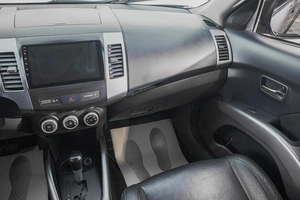 Внедорожник Mitsubishi Outlander 2007 года, 1399000 рублей, Барнаул