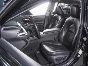 Седан Toyota Camry 2019 года, 2799000 рублей, Ростов-на-Дону