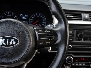 Седан Kia Rio 2021 года, 1700000 рублей, Краснодар