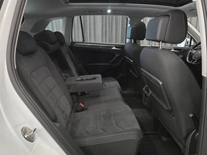 Внедорожник Volkswagen Tiguan 2017 года, 2199000 рублей, Красноярск
