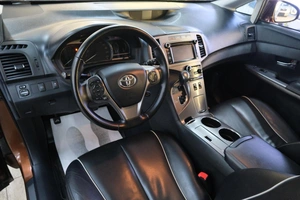 Внедорожник Toyota Venza 2013 года, 2319000 рублей, Омск