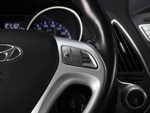 Внедорожник Hyundai ix35 2012 года, 1380000 рублей, Омск