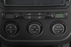 Хетчбэк Volkswagen Golf 2008 года, 929000 рублей, Кемерово