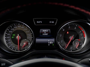 Седан Mercedes-benz CLA-класс 2014 года, 1749000 рублей, Тюмень