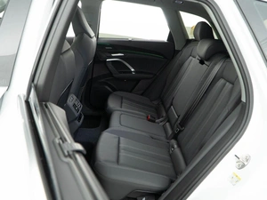 Внедорожник Audi Q5 2025 года, 8149999 рублей, Москва