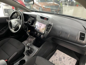 Седан Kia Cerato 2014 года, 897000 рублей, Солонцы